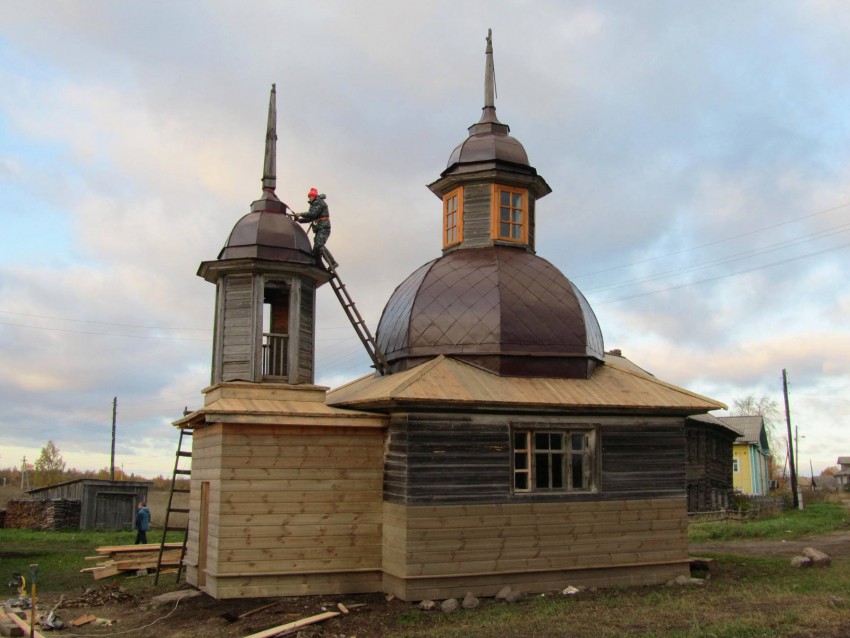Часовня Илии Пророка, Большая Кондратовская (Каргопольский район, Архангельская область). документальные фотографии, вид с юга