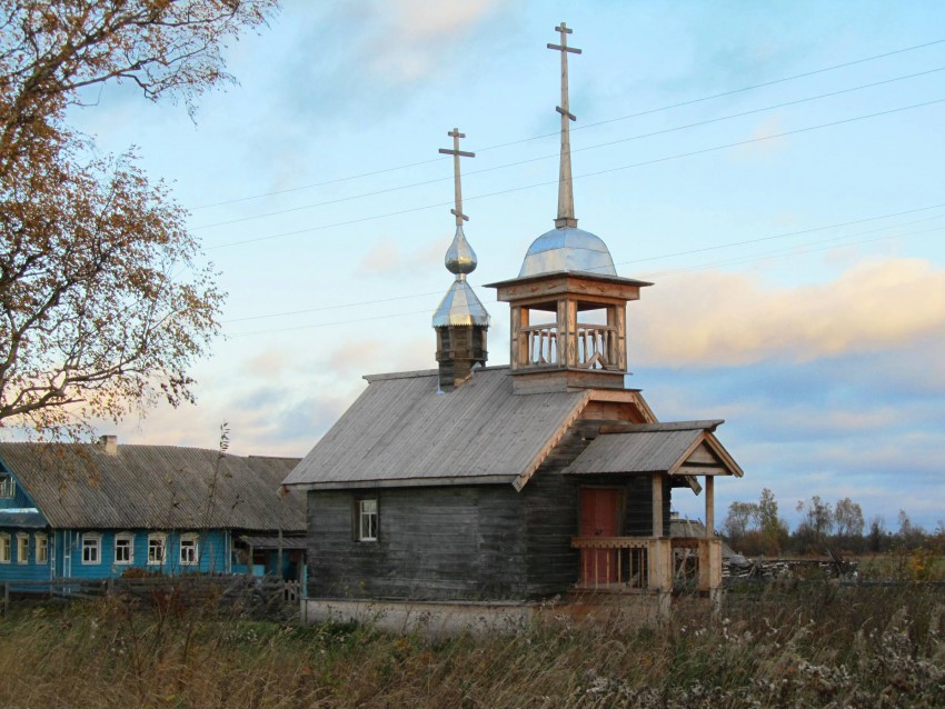 Слобода (Сидоровская). Часовня Воздвижения Креста Господня. фасады, вид с северо-запада