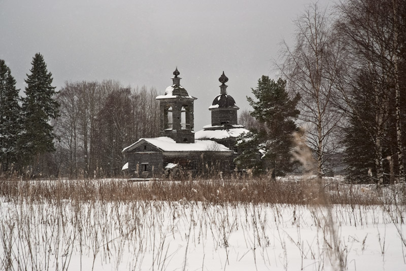 Наумовская (Замошье), урочище. Церковь Георгия Победоносца. общий вид в ландшафте