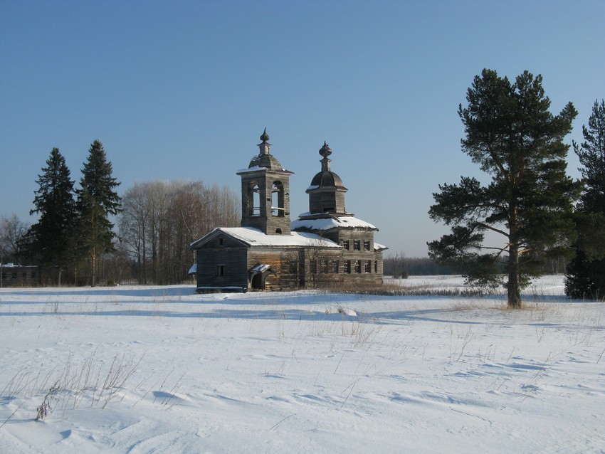 Наумовская (Замошье), урочище. Церковь Георгия Победоносца. общий вид в ландшафте