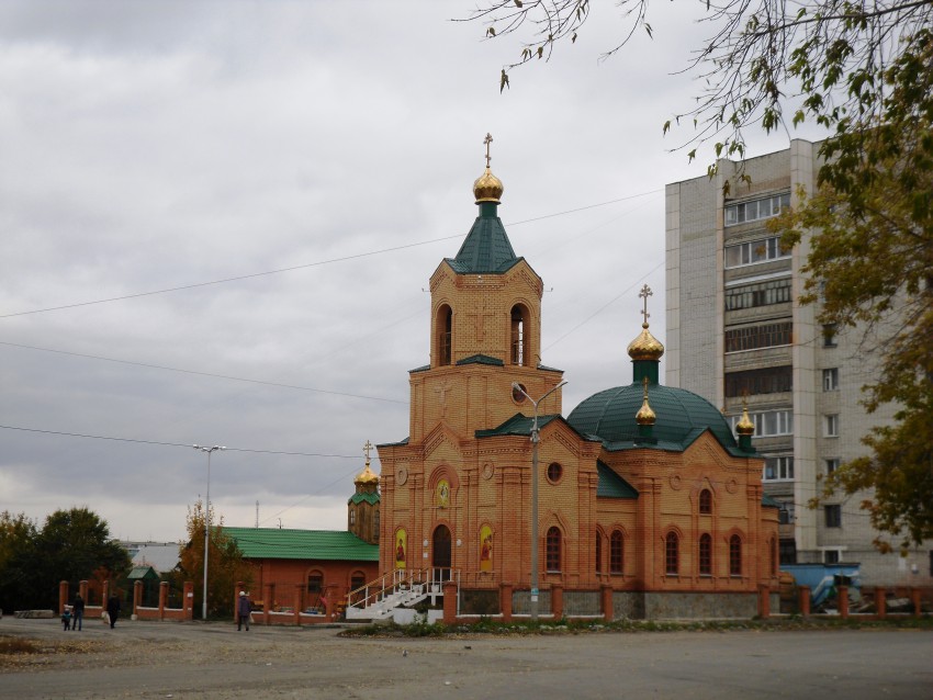 Церковь Пантелеимона Целителя, Рябково (Курган, город, Курганская область). общий вид в ландшафте