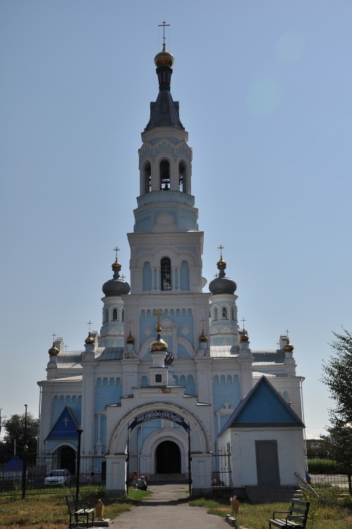 Сорочинск. Церковь Михаила Архангела. фасады