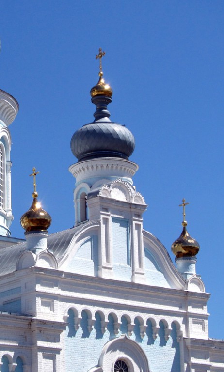 Сорочинск. Церковь Михаила Архангела. архитектурные детали, Завершение правого придела
