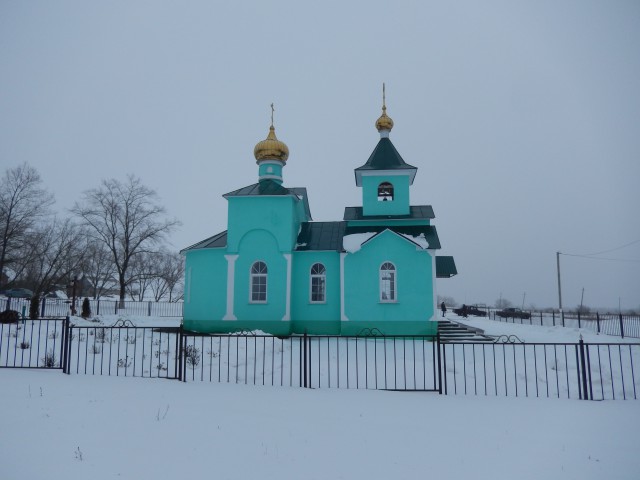 Церковь Сергия Радонежского, Мазикино (Корочанский район, Белгородская область). общий вид в ландшафте, Вид храма после пристройки колокольни