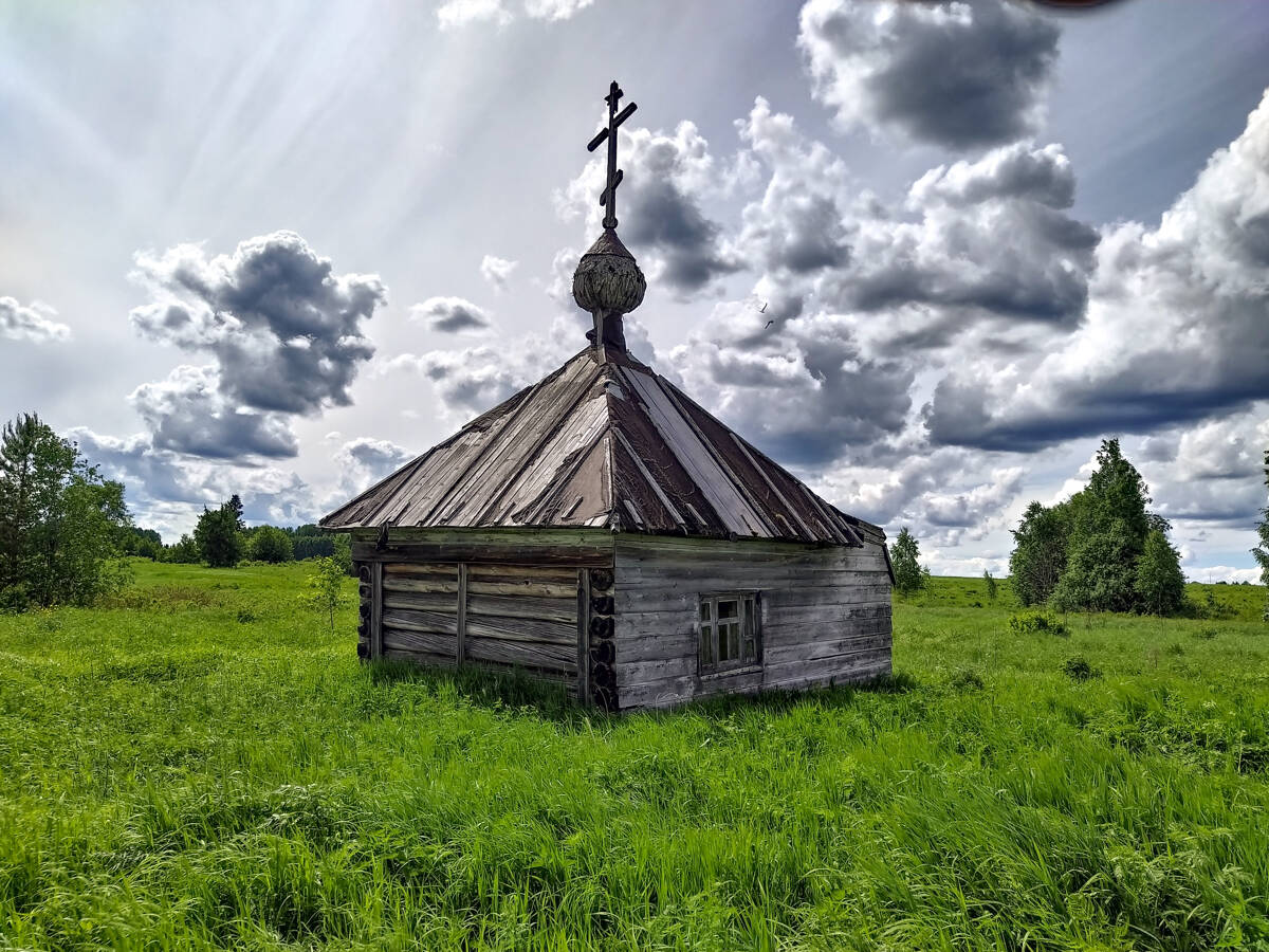 Часовня Петра и Павла, Кялованга (Онежский район, Архангельская область). фасады