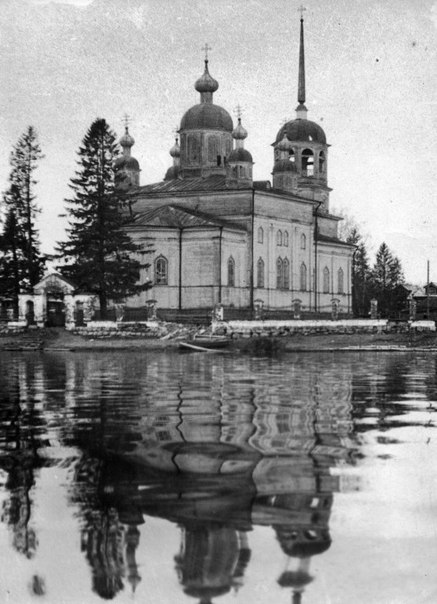 Церковь Рождества Христова, Прилуки (Онежский район, Архангельская область). архивная фотография, http://sanatatur.ru/forum/viewtopic.php?f=122&t=12097&page=all