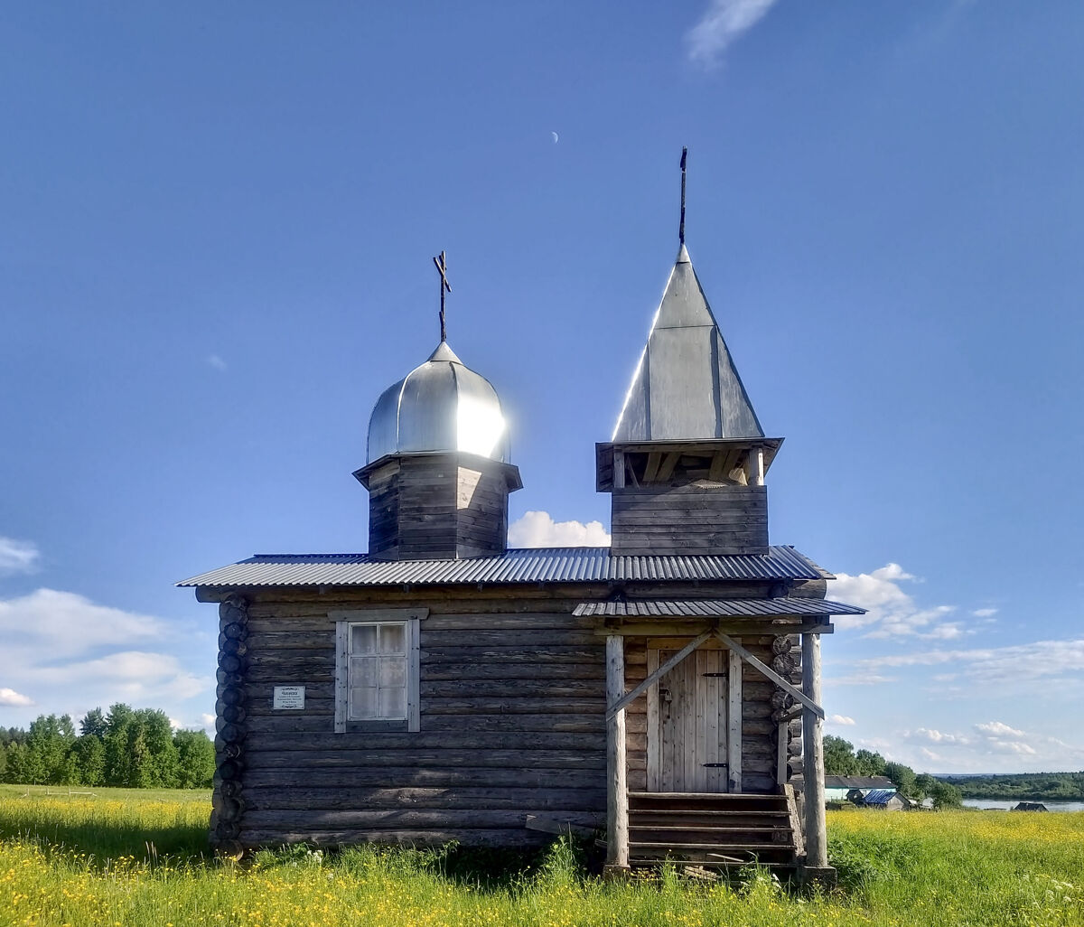 Часовня Петра и Павла, Кутованга (Ивановская) (Онежский район, Архангельская область). фасады