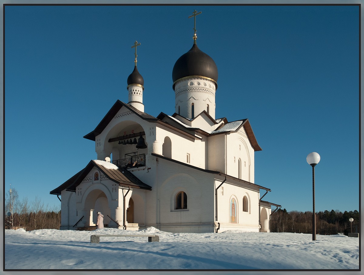 Зеленоградский. Церковь Сергия Радонежского. фасады