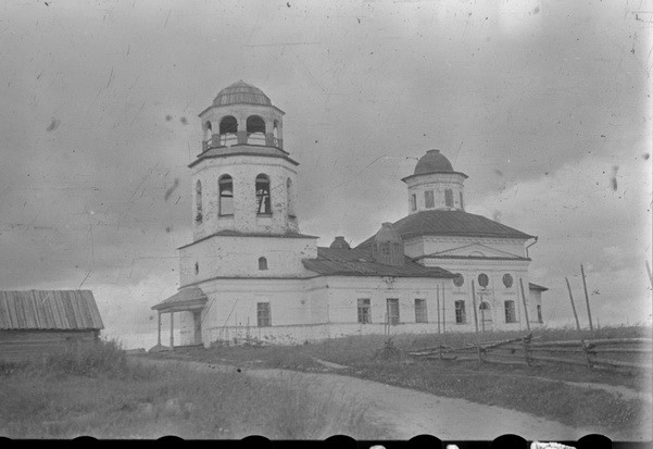 Церковь Вознесения Господня, Вонгуда (Онежский район, Архангельская область). архивная фотография, Фото Котовского В. И. 1948 г. из фотоархива Института этнологии и антропологии РАН (№	28721)