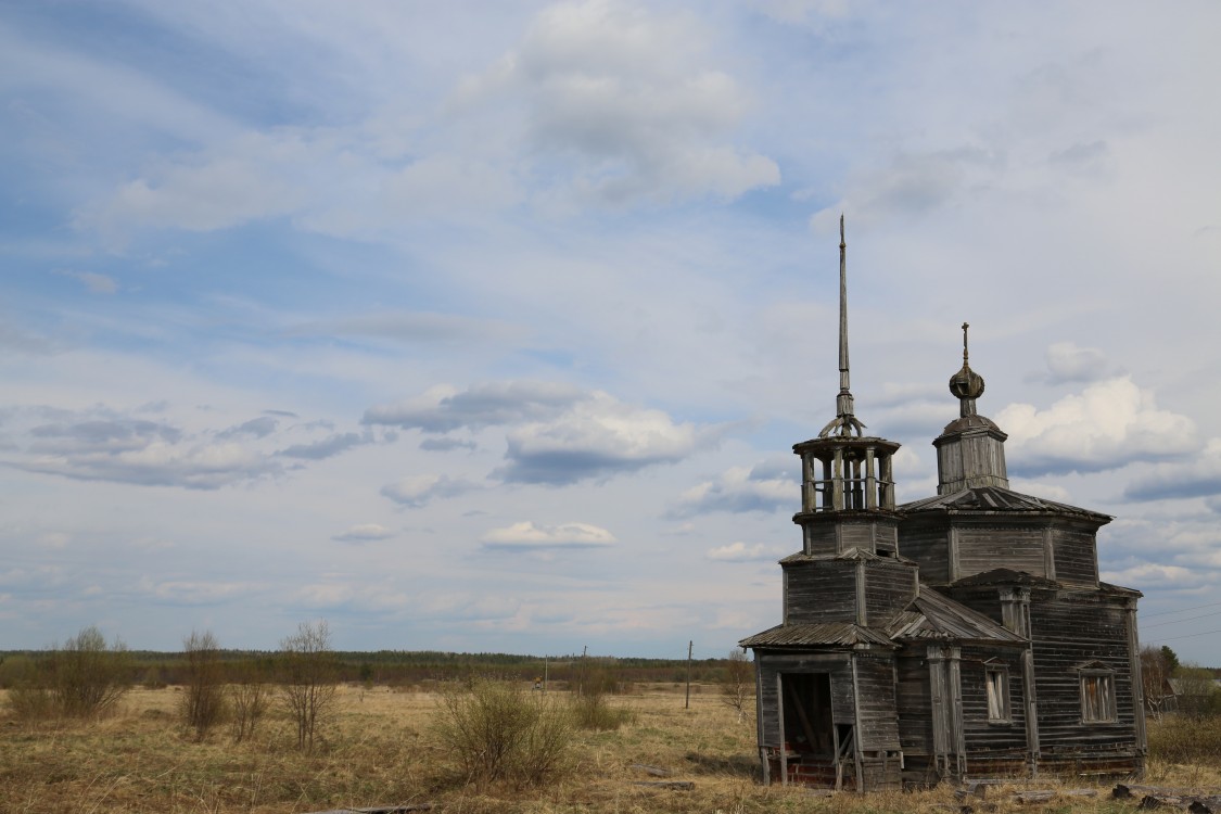 Верховье (Верхняя Мудьюга, Митинская, Ряхковская). Часовня Смоленской иконы Божией Матери. фасады