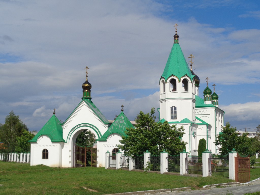 Церковь Вознесения Господня, Фаниполь (Дзержинский район, Беларусь, Минская область). общий вид в ландшафте