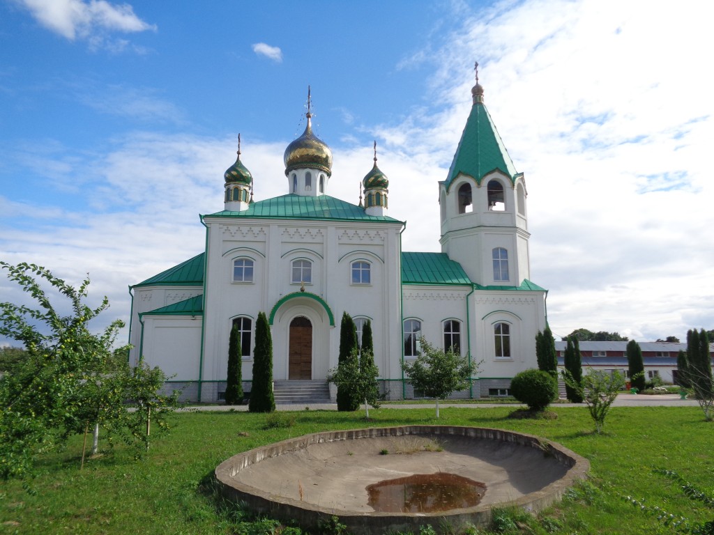 Фаниполь. Церковь Вознесения Господня. фасады