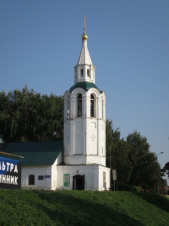 Ярославль. Церковь Зосимы и Савватия Соловецких в Тверицах. фасады, Колокольня церкви Зосимы и Савватия Соловецких в Тверицах.