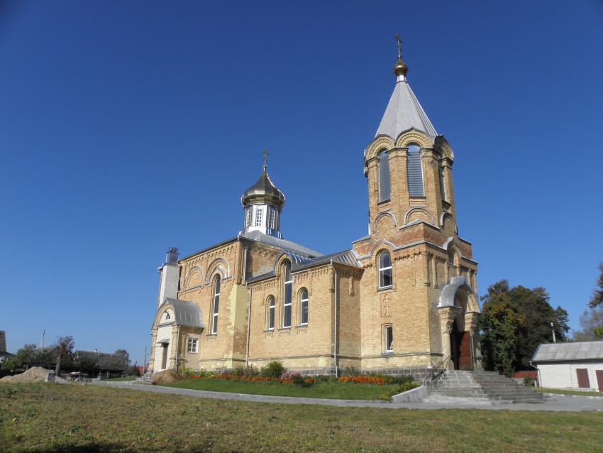 Церковь Троицы Живоначальной, Россь (Волковысский район, Беларусь, Гродненская область). фасады