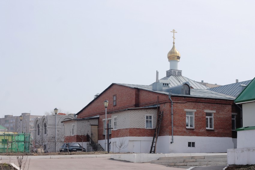 Нововоронеж. Церковь Михаила Архангела. общий вид в ландшафте