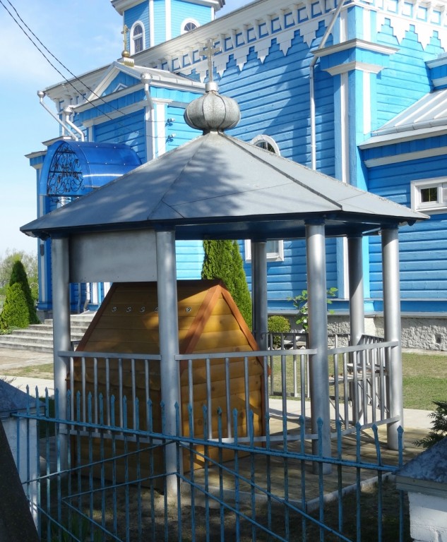 Церковь Покрова Пресвятой Богородицы, Жабинка (Жабинковский район, Беларусь, Брестская область). фасады