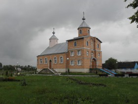 Островец. Церковь Петра и Павла