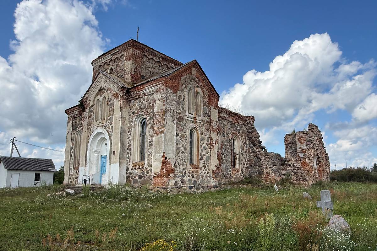 фасады. Церковь Всех Святых, Бегомль (Докшицкий район, Беларусь, Витебская область)