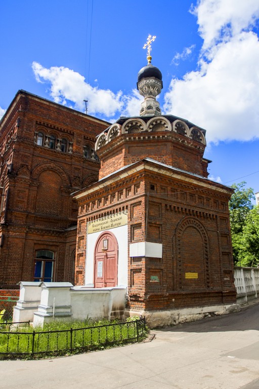 Нижегородский район. Часовня Владимирской (Оранской) иконы Божией Матери при Доме Георгиевского братства. фасады