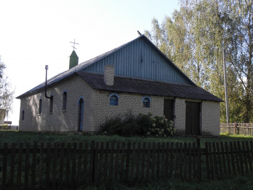 Церковь Георгия Победоносца, Скоморошки (Столбцовский район, Беларусь, Минская область). общий вид в ландшафте