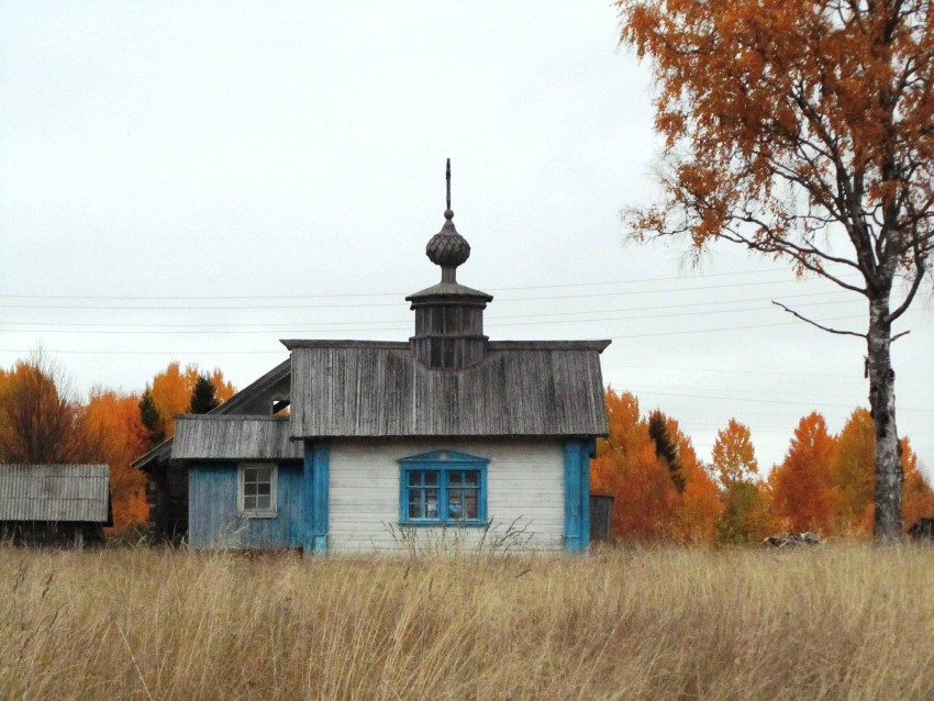 Часовня Кирилла Сырьинского, Сырья (Онежский район, Архангельская область). фасады, вид с юга