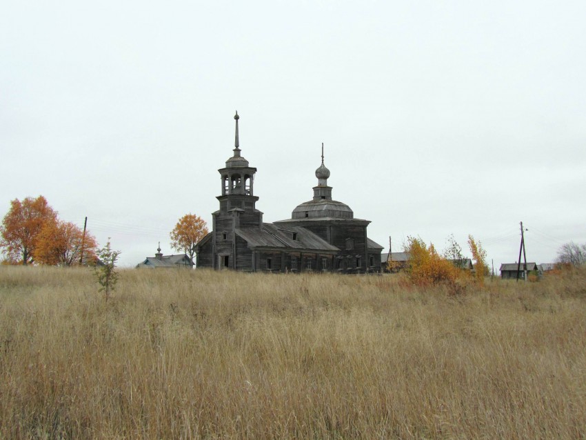 Сырья. Церковь Николая Чудотворца. общий вид в ландшафте, вид с юго-запада