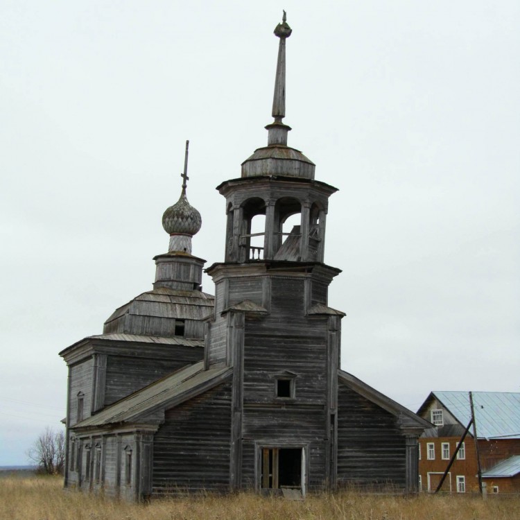 Церковь Николая Чудотворца, Сырья (Онежский район, Архангельская область). фасады, западный фасад