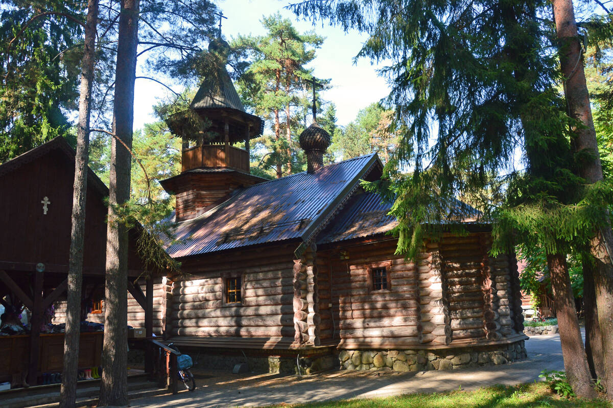 Церковь Ксении Петербургской, Дубна (Талдомский городской округ и г. Дубна, Московская область). фасады