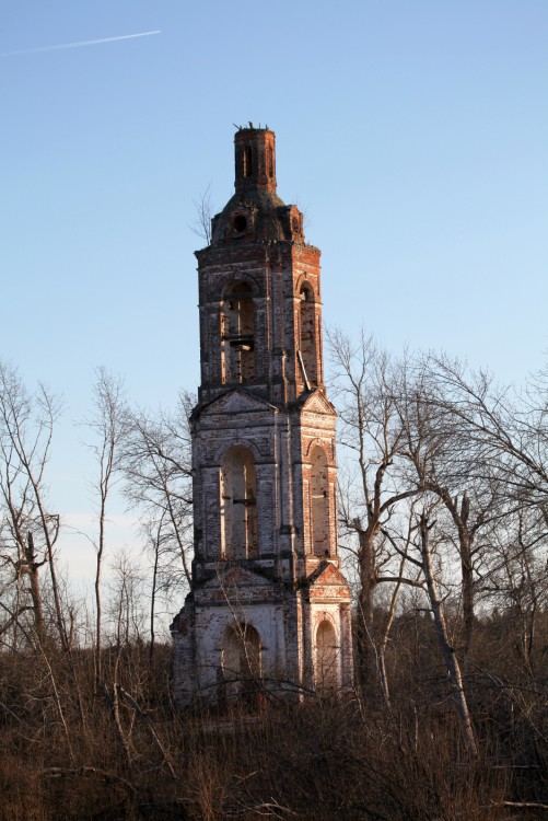 Рябина (Рябинина Пустынь). Церковь Троицы Живоначальной. фасады