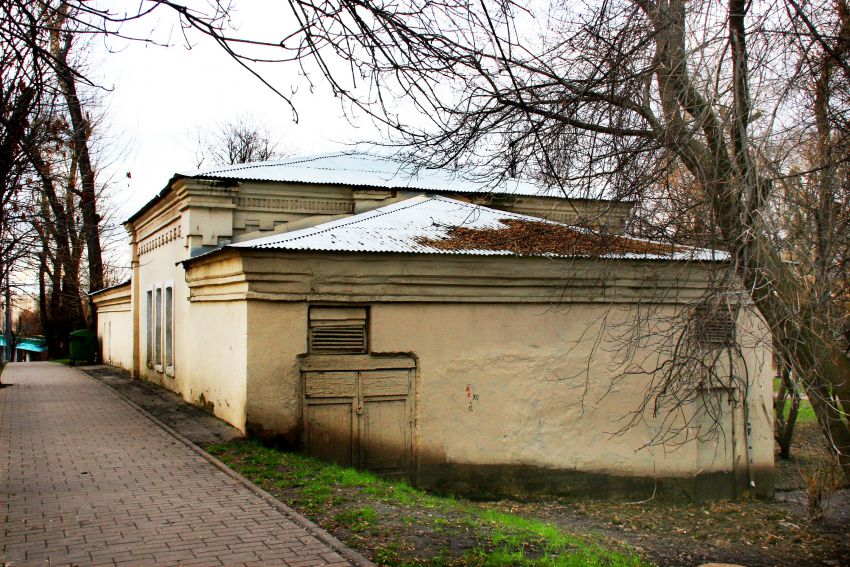 Якиманка. Церковь Михаила Архангела при Голицынской больнице. фасады