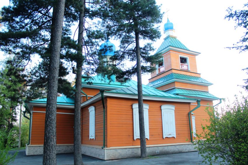 Церковь Михаила Архангела, Иркутск (Иркутск, город, Иркутская область). художественные фотографии, Вид с севера