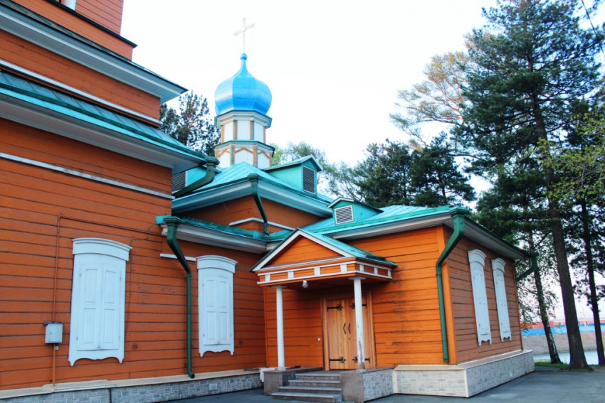 Церковь Михаила Архангела, Иркутск (Иркутск, город, Иркутская область). фасады, Основной объем храма, вид с юго-запада