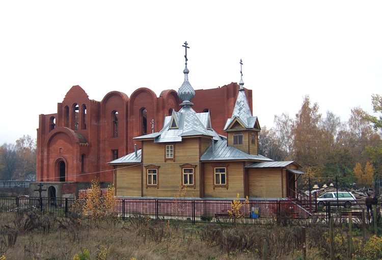 Церковь Троицы Живоначальной на Валентиновом поле (деревянная), Королёв (Пушкинский район и гг. Ивантеевка, Королёв, Московская область). фасады