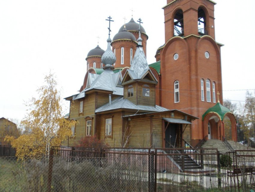 Церковь Троицы Живоначальной Королев