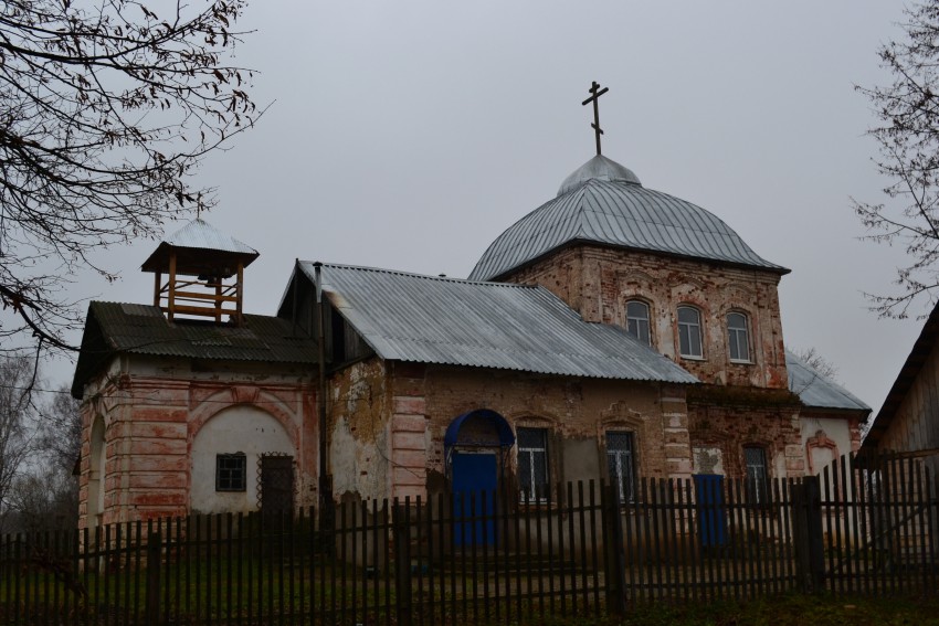 Зайцево. Церковь Успения Пресвятой Богородицы. фасады