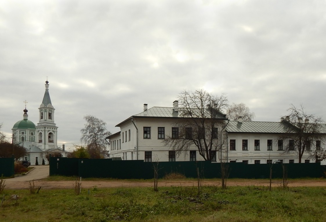 Тверь. Екатерининский женский монастырь. фасады