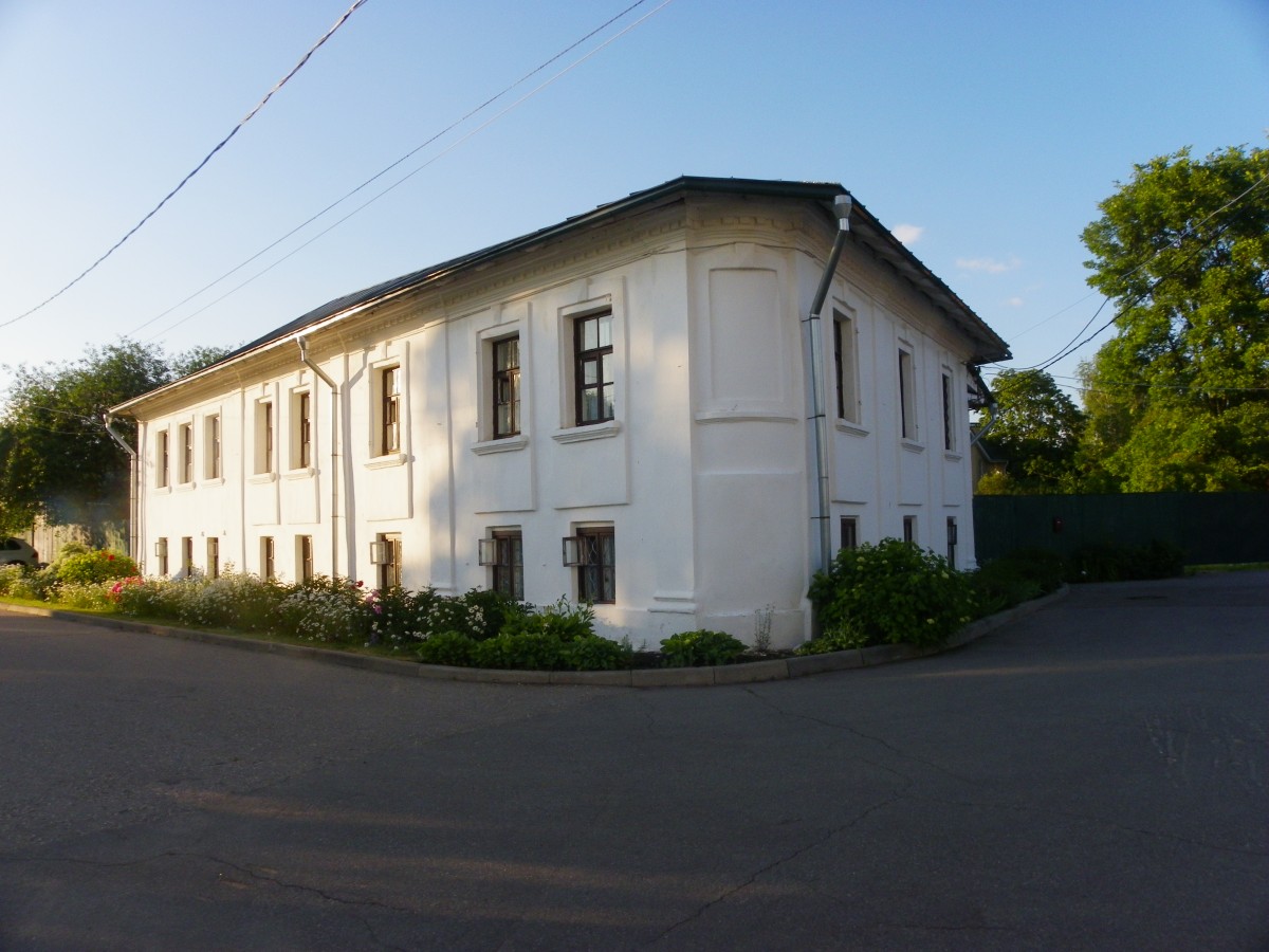 Екатерининский женский монастырь, Тверь (Тверь, город, Тверская область). дополнительная информация, Сестринский корпус