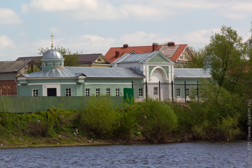 Екатерининский женский монастырь. Часовня Серафима Саровского, Тверь (Тверь, город, Тверская область). общий вид в ландшафте