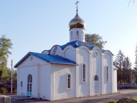 Хомутовка. Церковь Флора и Лавра