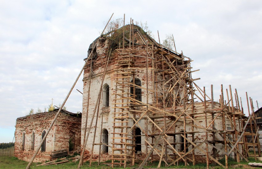 Церковь Троицы Живоначальной, Троица (Белохолуницкий район, Кировская область). фасады