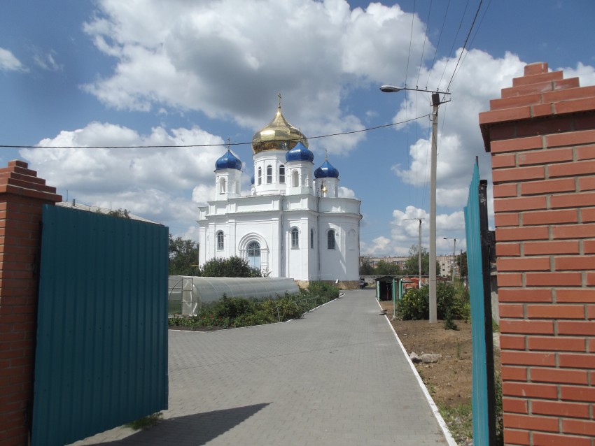 Троицк. Казанско-Богородицкий женский монастырь. Церковь Спаса Преображения. фасады