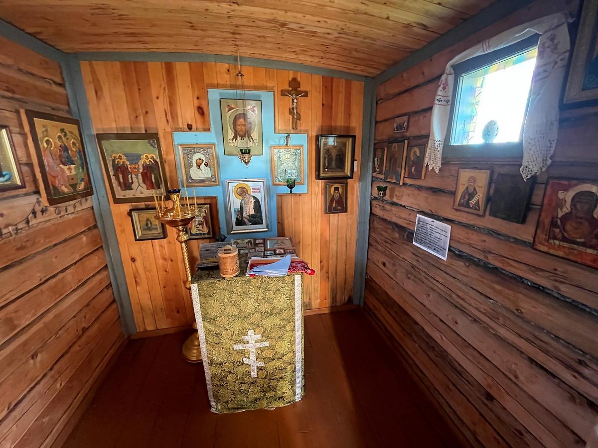 интерьер и убранство. Часовня Варлаама Керетского, Тетрина Тоня, урочище (Терский район, Мурманская область)