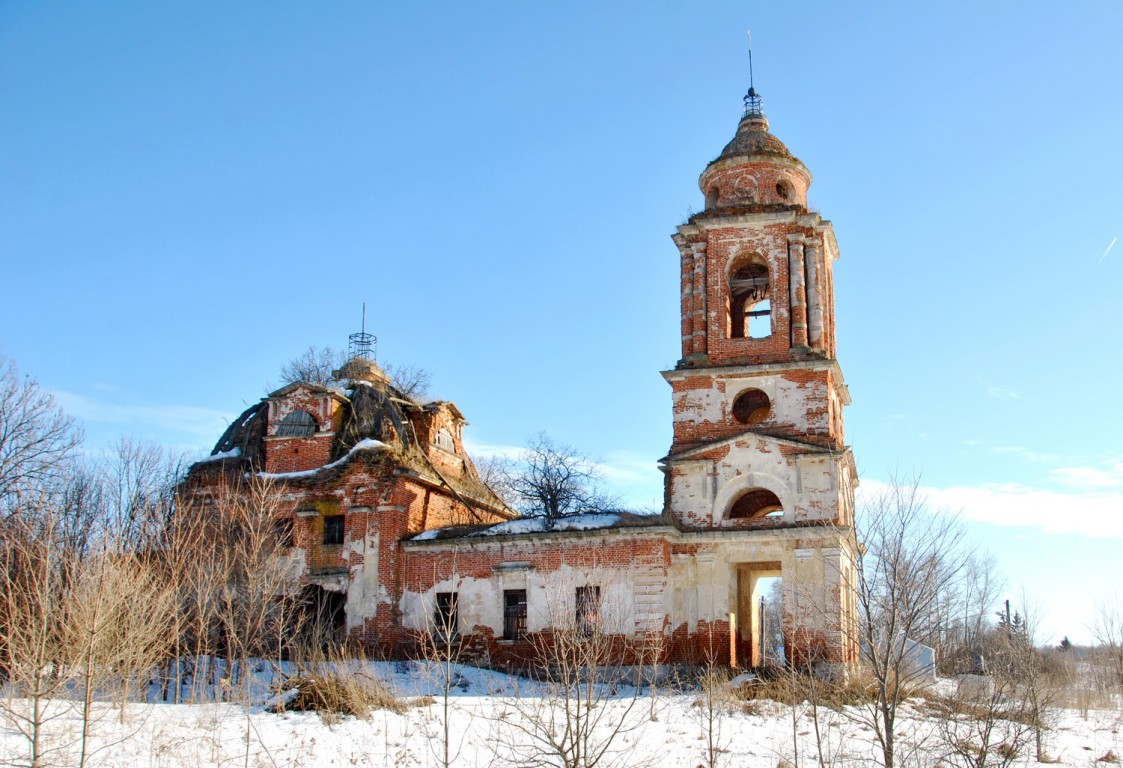 Крутицы. Церковь Михаила Архангела. фасады