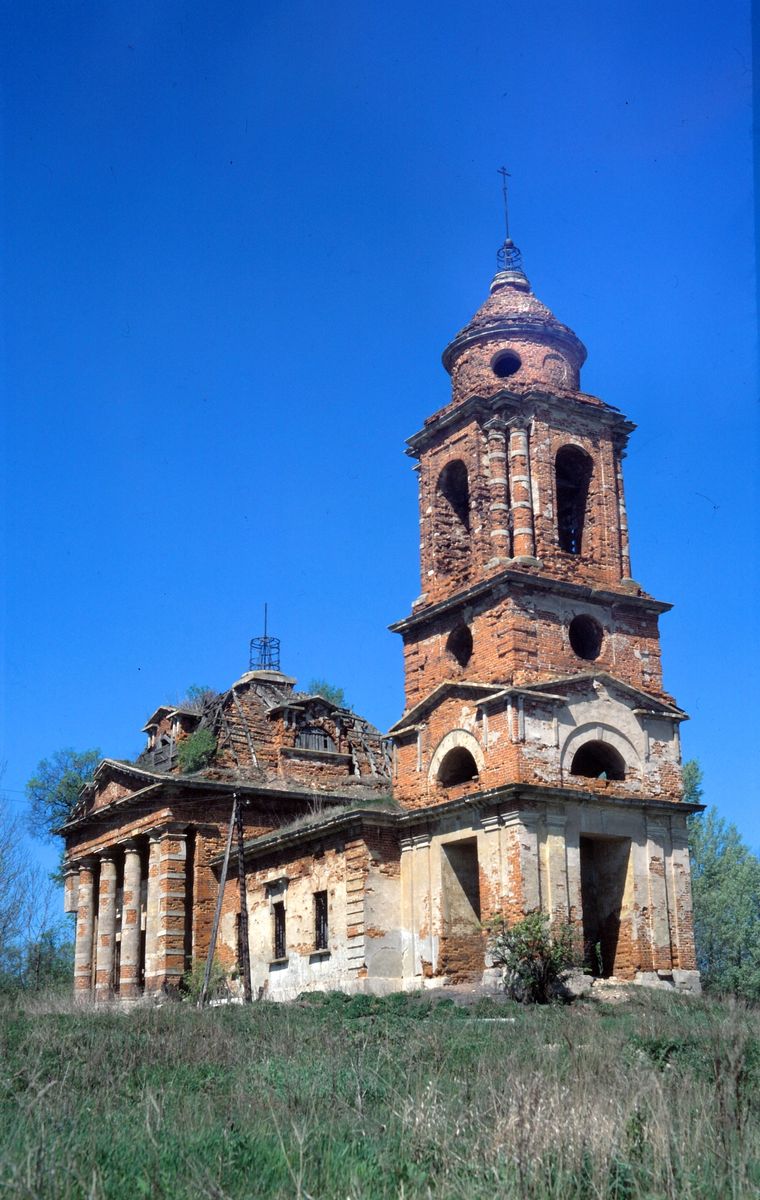 фасады. Церковь Михаила Архангела, Крутицы (Киреевский район, Тульская область)