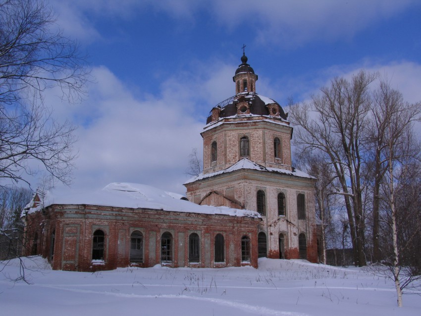 Верхнеивкино, урочище. Церковь Троицы Живоначальной. фасады