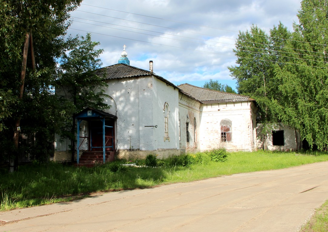 Боровица. Церковь Троицы Живоначальной. фасады, Вид с юго-запада. 