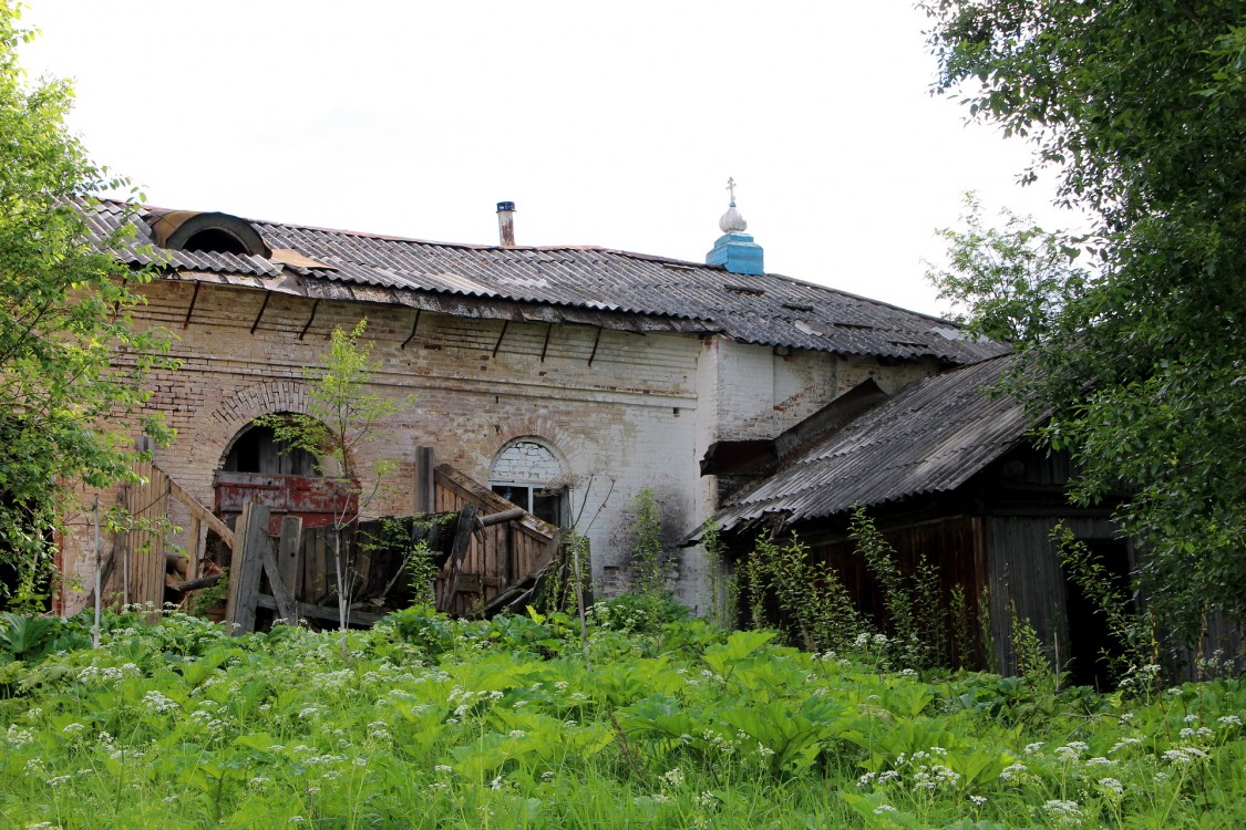 Боровица. Церковь Троицы Живоначальной. фасады, Вид с севера.