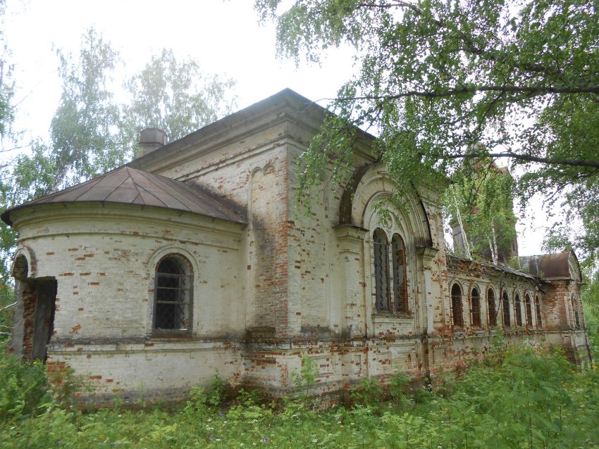Церковь Воздвижения Креста Господня, Чигирень, урочище (Нолинский район, Кировская область). фасады