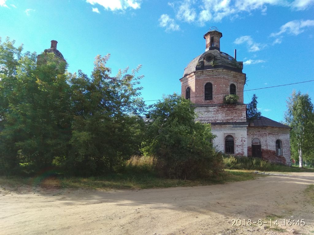 Тохтино. Церковь Спаса Преображения. фасады