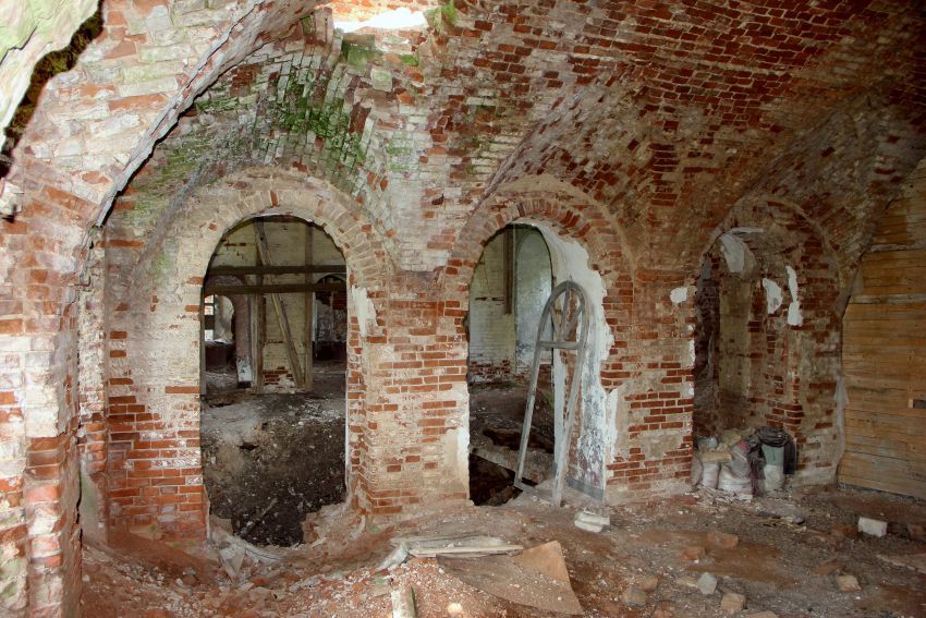 Церковь Владимирской иконы Божией Матери, Верхкумёны, урочище (Кумёнский район, Кировская область). интерьер и убранство, Вид из трапезной